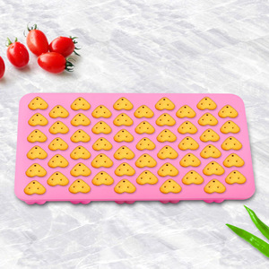 Atacado 55 cavidades Gummy Heart Molds Silicone Antiaderente Chocolate doces Gummy Mold para Kid - Product Image 4