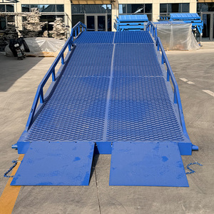 Rampe de chargement mobile industrielle pour chariot élévateur en entrepôt - Product Image 1