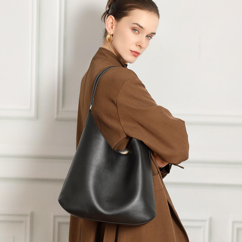 Korean Mini Leather Bucket Bag – Soft Lambskin Drawstring Shoulder Bag for Women