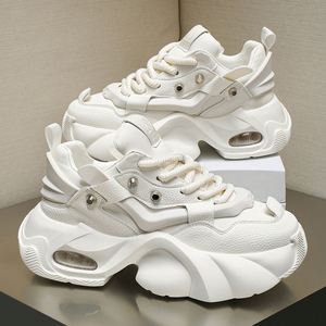 Zapatos Blancos Pequeños 2024, Black Knight, Nuevos, Resistentes al Desgaste, con Suela Gruesa y Aumento Interno, Zapatos Casuales - Product Image 1