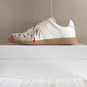 Zapatillas de Cuero Estilo Vintage para Pareja, de Caña Baja, con Cordones, Pintadas a Mano con Graffiti, Modernas y a la Moda para Caminar - Product Image 4