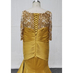 Robe <span class=keywords><strong>de</strong></span> Soirée <span class=keywords><strong>de</strong></span> Luxe Queens Dorée, Taille Plus, Mère <span class=keywords><strong>de</strong></span> <span class=keywords><strong>la</strong></span> Mariée, Mariage Élégant, Broderie <span class=keywords><strong>de</strong></span> Perles - Product Image 4