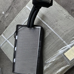 Evaporatore del climatizzatore per camion pesante Sino Truk HOWO Sinotruk C5H/C7H, ricambio 812W61942-0047/2 - Product Image 1