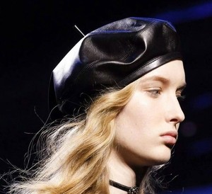Nouveau original d'agneau béret femme Européenne et Américaine peintre Britannique chapeau chapeau en cuir doux et charmant <span class=keywords><strong>Joker</strong></span> femmes occasionnels des - Product Image 5