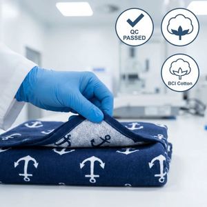 Serviette de plage personnalisée de haute qualité 100% coton brodée, taille standard, logo personnalisable - Product Image 4