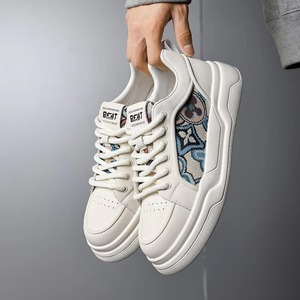 Chaussures pour hommes 2026 nouvelle collection printemps, marque haut de gamme, petites chaussures blanches pour hommes, chaussures de sport et de loisirs à semelle souple - Product Image 2