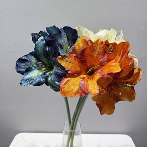 Ramo de Amaryllis Artificial Meng Jie, en Azul, Naranja y Blanco, de Plástico, para Decoración de Bodas, Hogar y Fotografía - Product Image 1