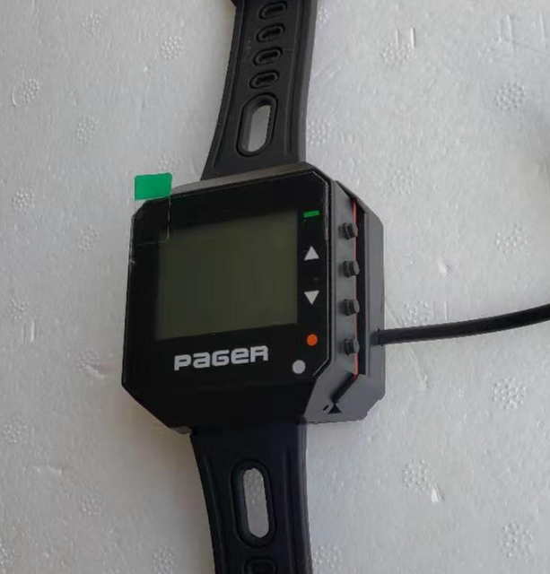 Waterproof Restaurant Pager with Magnetic Charging Feature Waiter Call System Watch