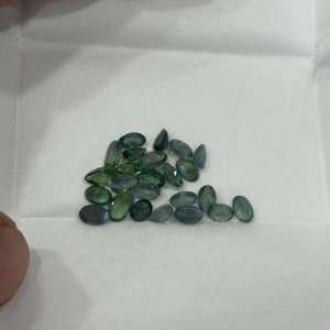 Lot de pierres précieuses d'Alexandrite naturelle en vrac à vendre, taille demi-carat, colis en vrac, pierres précieuses d'Alexandrite naturelles changeant de couleur - Product Image 2