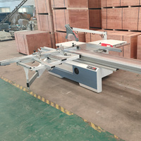 Scie à panneaux électrique de précision à double lame de style horizontal avec table coulissante large pour le travail du bois