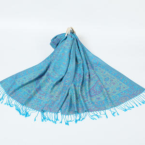 <span class=keywords><strong>ผ้า</strong></span><span class=keywords><strong>คลุม</strong></span>ศีรษะแฟชั่นหรูหราสไตล์ชาติพันธุ์วินเทจ <span class=keywords><strong>ผ้า</strong></span><span class=keywords><strong>คลุม</strong></span>ไหล่แบบผูก <span class=keywords><strong>ผ้า</strong></span><span class=keywords><strong>คลุม</strong></span>ฮิญาบลายแจ็คการ์ดสำหรับฤดูใบไม้ร่วงและฤดูหนาว <span class=keywords><strong>ผ้า</strong></span>วิสโคสสำหรับผู้ใหญ่ <span class=keywords><strong>ผ้า</strong></span><span class=keywords><strong>คลุม</strong></span>ศีรษะฮิญาบ ปี 2025 - Product Image 6