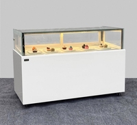 Vitrine Réfrigérée Commerciale Simple Couche Carrée en Verre à Refroidissement par Air avec Contrôle Numérique pour Pâtisserie