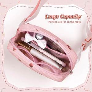 Riñonera de Pana Rosa Fresa para Niñas, Personalizada, Estilo Vintage, Compacta y Ligera, Bolsa de Cintura Cruzada - Product Image 3
