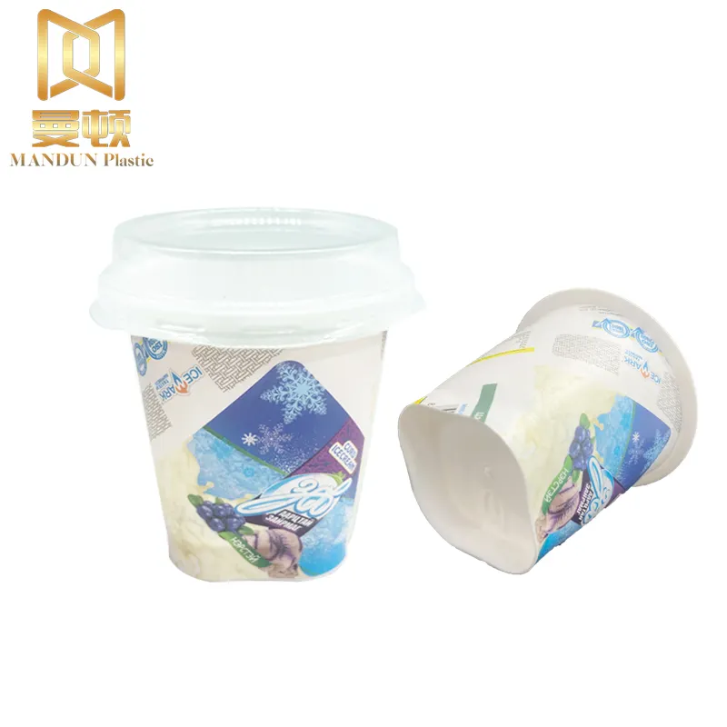 मोल्ड जमे हुए दही कप लेबलिंग 100 मिलीलीटर भोजन अनुकूलित प्लास्टिको पैरा मेट कप के साथ ढक्कन पीपी प्लास्टिक कप
