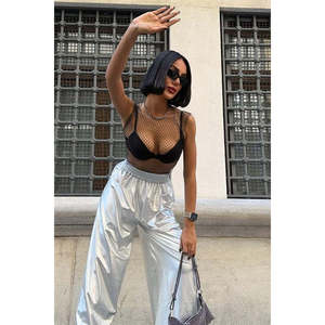 Pantalon Miracle Lake Plazzo argenté taille haute jambe large en satin anti-plis pour femme - Product Image 4