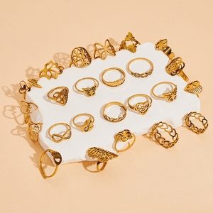 FT-125 Anillos unisex Joyería Infinito Número 8 Flor Mariposa Hoja Estrella Diseños <span class=keywords><strong>al</strong></span> azar 24 unids/caja Anillo de acero inoxidable dorado - Product Image 2