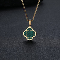 Pendentif Trèfle à Quatre Feuilles Moissanite VVS Iced Out en Argent Sterling 925, Charme Trèfle Porte-Bonheur, Style Urbain Streetwear Hip Hop, Cadeau pour Artistes