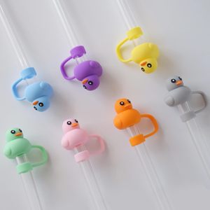 จุกปิดหลอดดูดรูปเป็ดน่ารัก ซิลิโคนนำกลับมาใช้ใหม่ได้ ป้องกันฝุ่น สีสันสดใส สำหรับหลอดขนาด 10 มม./0.4 นิ้ว - Product Image 1