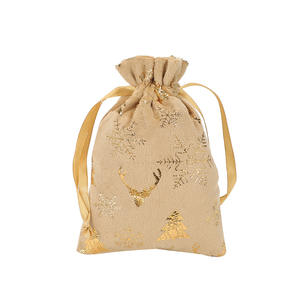 Bolsa de embalaje de almacenamiento de franela con estampado de árbol de Navidad reciclable Yiwu con bolsillo de paquete para envolver regalos de vacaciones - Product Image 6