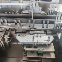Machine d'emballage automatique de boîtes de mouchoirs en papier