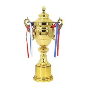 Collezione Yiwu trofeo professionale calcio varietà coppa oro metallo trofeo calcio all'ingrosso trofeo calcio