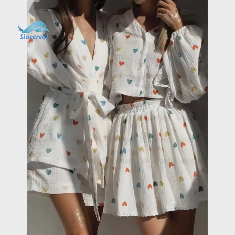Yaz ev çilek desen v yaka fırfır uzun kollu düğme bluz Mini etek kıyafet kadınlar pamuk keten üst etek seti