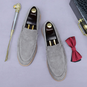 Chaussures en cuir souple pour hommes, au design élégant et luxueux, avec une texture mate et un bout rond rétro. Style rarement vu. - Product Image 4