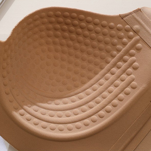 เสื้อชั้นในแบบสวมใส่สบายทุกวัน ไร้ตะเข็บ สายกว้าง ปิดด้านหน้า รองรับหลังรูปตัวยู ไซส์พลัส - Product Image 6