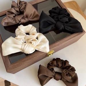 Trend ing Designer Satin Scrunch ies Haar gummis Zubehör Große elastische Schleife Haar bänder Seiden schleife Satin Haar Haar gummis für Frauen - Product Image 2
