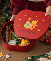 Boîte cadeau de Noël en forme de pomme avec motif de chat de dessin animé, poignée en cuir, insert de feuille 3D, boîte en papier rouge grande capacité pour les fêtes