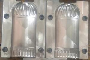 Fourniture en gros de moules de soufflage durables en HDPE Emballages industriels pour récipients en plastique creux disponibles à bon prix - Product Image 6