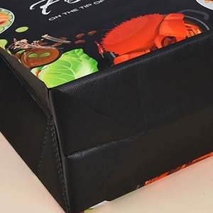 Tissu d'isolation thermique non tissé en polypropylène personnalisé pour les sacs isothermes - Product Image 3