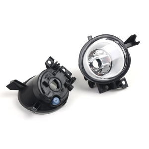 ไฟตัดหมอกฮ่องกง รุ่น 7L6941699F 7L6941700F สำหรับรถยนต์ Volkswagen Touareg Porsche Cayenne ปี 2003-2010 แบบหลอดฮาโลเจน - Product Image 3