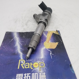 อะไหล่รถขุด SK130-8 SK135SR หัวฉีดน้ำมันเชื้อเพลิง 0445120126 เครื่องยนต์ D04FR หัวฉีด 0445120126 - Product Image 2