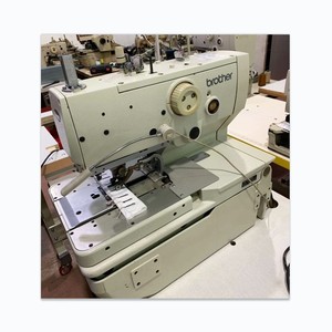 Máquinas de coser con agujero de botón de ojal electrónico Brother 9820 usadas con recortadora automática - Product Image 1