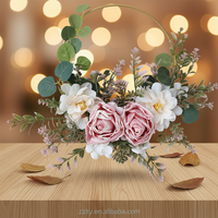 Großhandel Europäischer Stil Rosen-Eukalyptus Künstlicher Blumenkranz Weich Hochrealistisch für Ostern Schulanfang Weihnachten