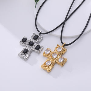 สร้อยคอจี้รูปผีเสื้อ ยูนิเซ็กซ์ ชุบทองโบราณ สายสแตนเลส แฟชั่นทันสมัย ของขวัญเครื่องประดับ - Product Image 2