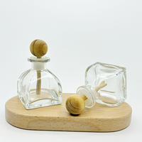Bouteille diffuseur de parfum en verre transparent de 50 ml de la marque chinoise ZY, avec bouchon en silicone et opercule en liège, sérigraphiée pour l'aromathérapie
