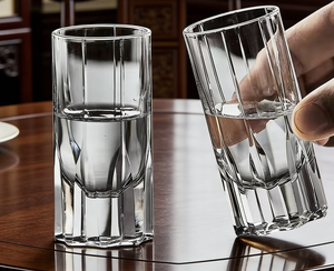 Verre à shot classique gravé en cristal sans plomb de 30 ml, à base épaisse, pour <span class=keywords><strong>Tequila</strong></span> et Whisky, à rayures verticales - Product Image 3