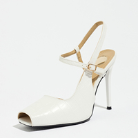 Sandales d'été minimalistes blanches à texture croco, bout carré ouvert, talon aiguille, plateforme, bride arrière, sexy, avec boucle de cheville réglable, confort arche plantaire