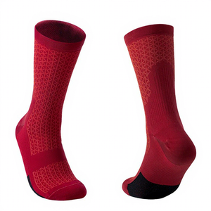 Chaussettes de sport unies blanches et noires pour enfants, jeunes et hommes, respirantes, antibactériennes, pour le basketball et la course, idéales pour l'été – Vente en gros - Product Image 1