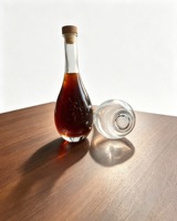 Bouteille de vin en verre de luxe, bouteille de liqueur en verre, 500 ml, 700 ml, bouteille de spiritueux en verre unique en forme de larme pour le gin, les spiritueux distillés