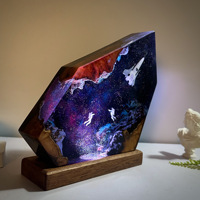 Cadeau d'art créatif personnalisé fait main en résine, design astronaute interstellaire, vaisseau spatial, univers, pour amis, décoration intérieure