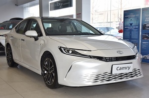 Voiture économique Toyot-a Camr-y Hybrid 2.5HG Sedan 2.5L 180 km/<span class=keywords><strong>h</strong></span> FWD Prépaiement Profitez d'une grosse <span class=keywords><strong>remise</strong></span> - Product Image 5
