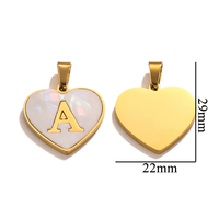 Pendentif Alphabet Coquillage Cœur |   Breloque lettre initiale incrustée de nacre |   Breloque en acier inoxydable plaqué or 18 carats PVD, résistante à l'eau