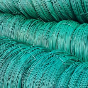 Fil métallique enduit de PVC extra durable, résistant à la corrosion et aux chocs, pour clôtures 3D de routes, écoles, terrains de jeux, plantes grimpantes et fermes - Product Image 4
