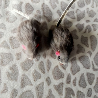Jouet interactif pour chaton en fausse fourrure douce, mini souris sonore anti-ennui pour l'exercice intérieur des chats