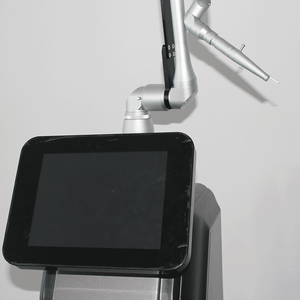 Ultra <span class=keywords><strong>laser</strong></span> cirúrgico do CO2 do pulso 10600nm para o tecido macio veterinário - Product Image 2