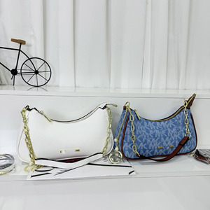 Nuevo Bolso Bandolera de Hombro <span class=keywords><strong>con</strong></span> Diseño de Luna Creciente para Mujer, Estilo Retro Europeo-Americano, <span class=keywords><strong>con</strong></span> Correa de <span class=keywords><strong>Cadena</strong></span> y Monograma Clásico - Product Image 1