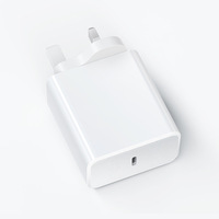 Pengisi Daya Cepat 65W GaN Versi Hong Kong dengan Port USB-C Sertifikasi UKCA Adaptor Pengisian Daya QC3.0/PPS untuk Tablet